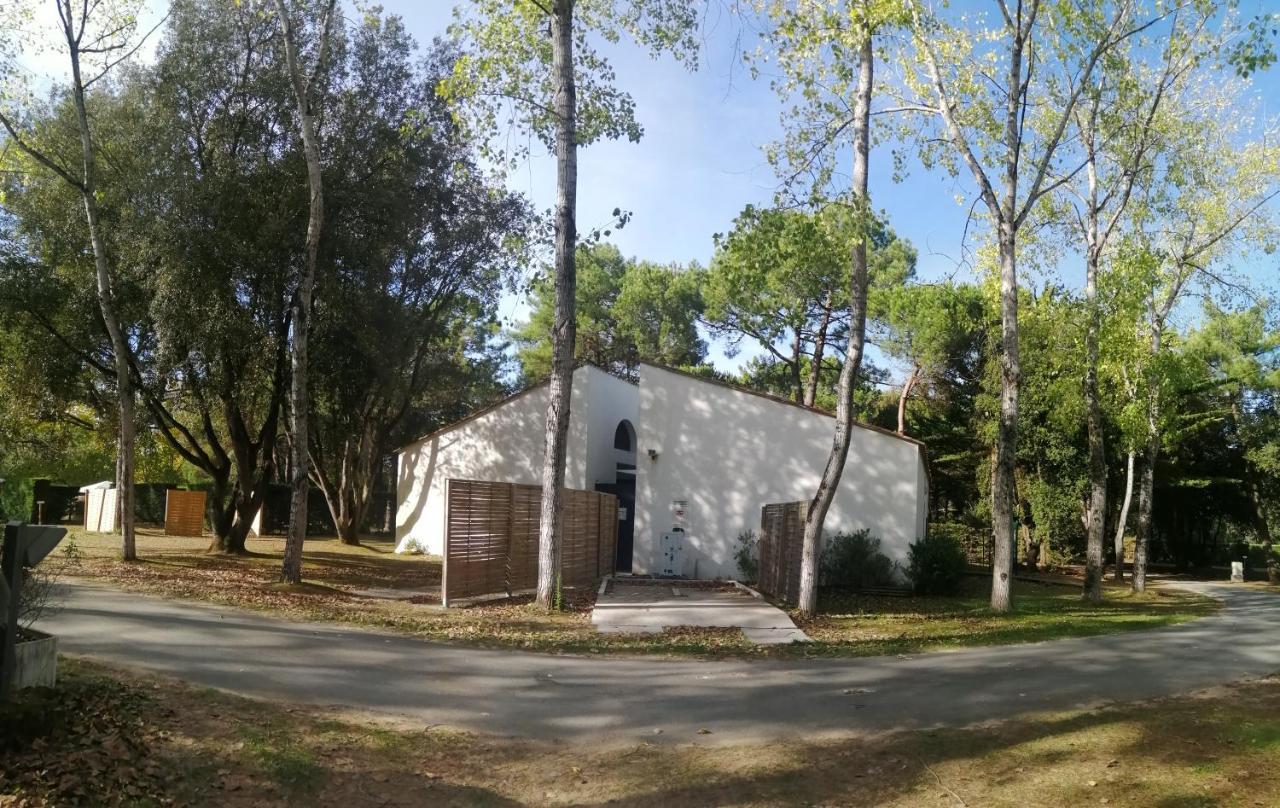 Camping Les Maraises Saint-Martin-de-Ré Eksteriør billede