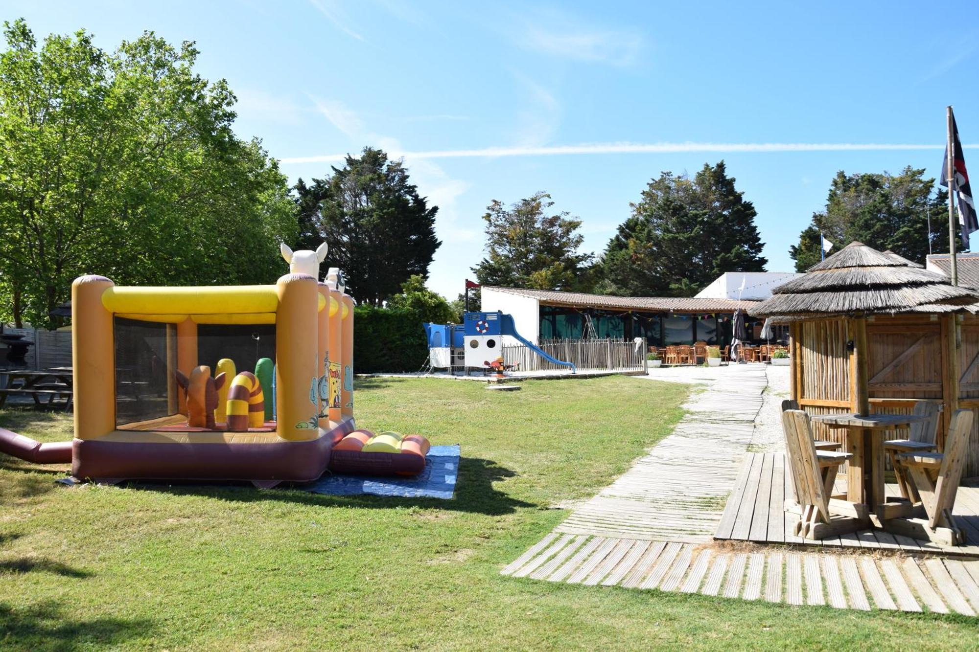 Camping Les Maraises Saint-Martin-de-Ré Eksteriør billede