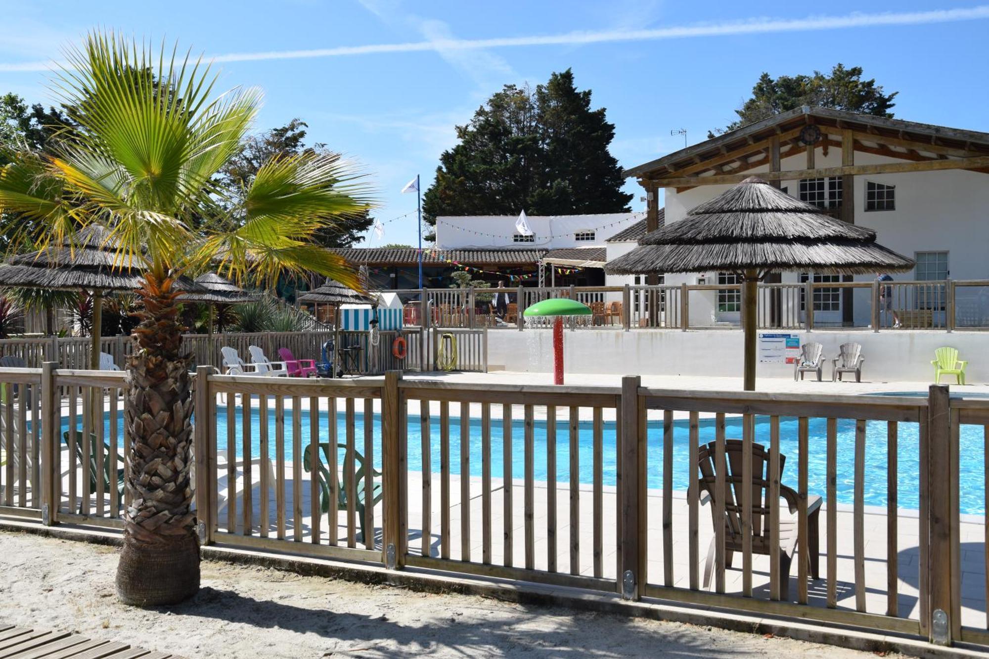 Camping Les Maraises Saint-Martin-de-Ré Eksteriør billede